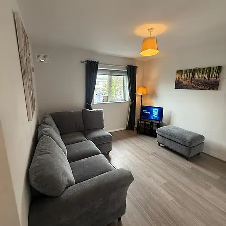 Apartment 1 Newcastle Above Paddy Power *