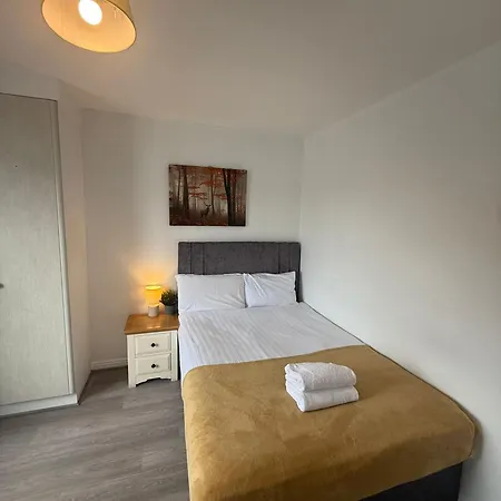 Apartment 1 Newcastle Above Paddy Power *