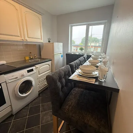 1 Newcastle Above Paddy Power Apartment Galway